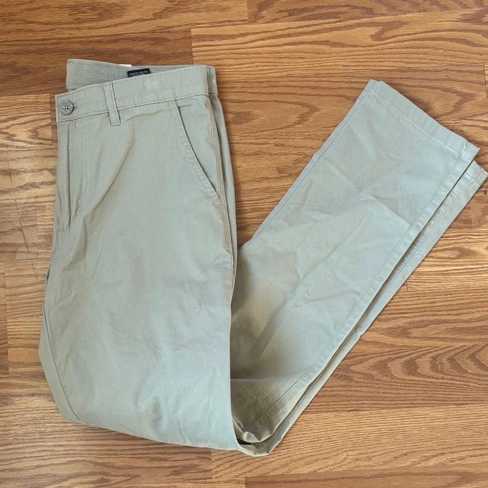 NEW English Laundry Flat Front Tan Chinos Khakis Slimmer Straight Leg Size 32x34